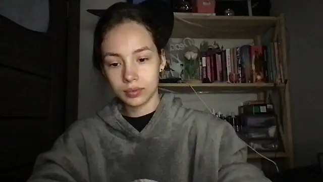 Snapshot of Yuna5343 chatting on October 4, 8:32 pm Yuna5343 online show from October 4, 8:32 pm