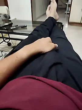 Ritesh08679 online show from December 5, 6:50 pm