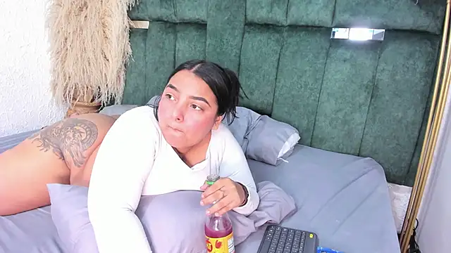 Chloe jackson25 online show from June 18, 6:57 pm