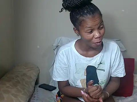  SweetLips  online show from October 21, 3:06 am