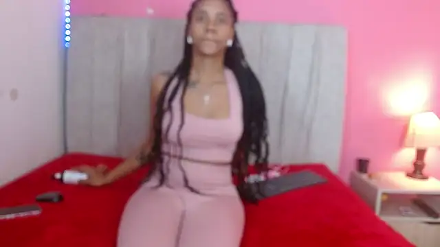 madihlove303av online show from November 5, 4:21 pm