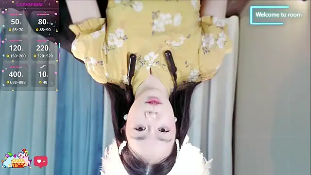 Snapshot of LINLIN-2025 chatting on October 10, 2:18 pm LINLIN-2025 online show from October 10, 2:18 pm