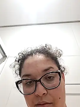 Snapshot of valkiriabbw chatting on November 19, 1:49 am valkiriabbw online show from November 19, 1:49 am