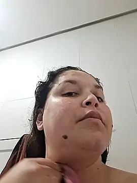 Snapshot of valkiriabbw chatting on December 5, 2:00 am valkiriabbw online show from December 5, 2:00 am