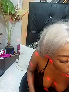 Juicy Candy-Reloaded online show from April 16, 10:12 pm