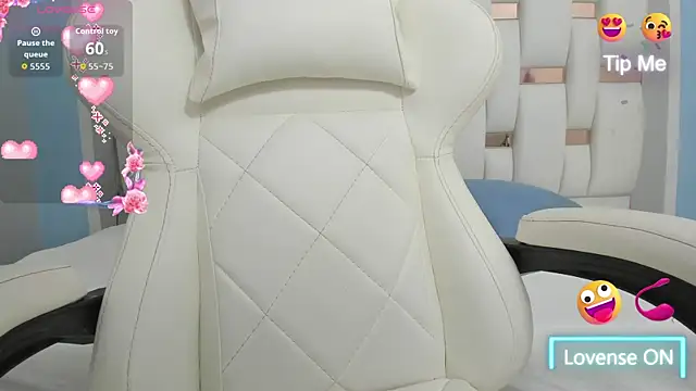 Snapshot of Katalina_red chatting on September 10, 7:35 pm Katalina red online show from September 10, 7:35 pm