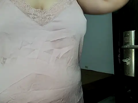 Snapshot of Alexandra23d chatting on September 27, 9:10 pm Alexandra23d online show from September 27, 9:10 pm