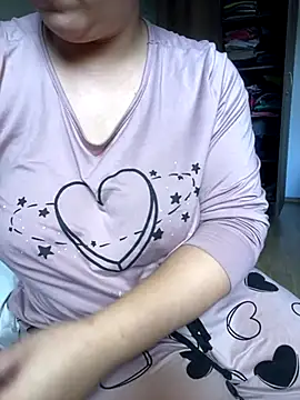 Snapshot of Alexandra23d chatting on October 1, 11:58 am Alexandra23d online show from October 1, 11:58 am