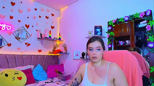 Snapshot of Anny_Hurtado chatting on October 1, 6:51 am Anny Hurtado online show from October 1, 6:51 am