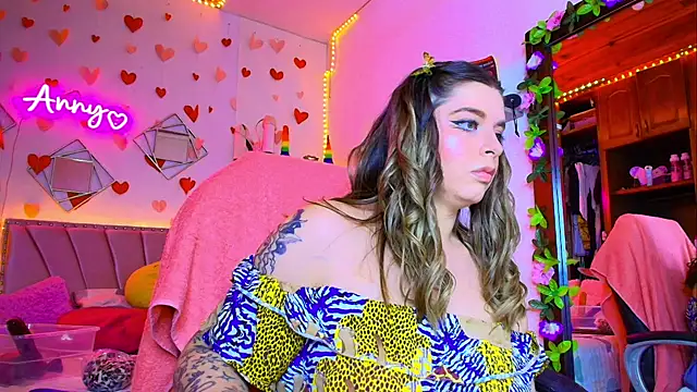 Snapshot of Anny_Hurtado chatting on September 23, 7:59 am Anny Hurtado online show from September 23, 7:59 am