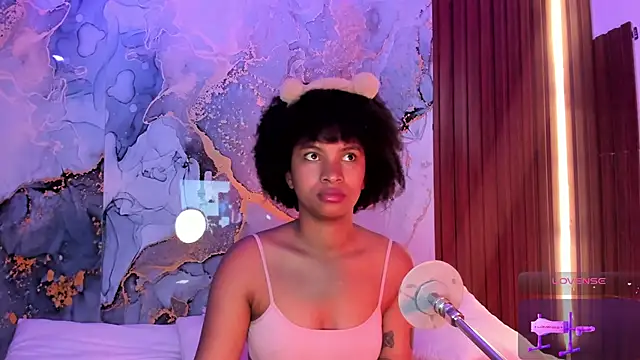 Lolalewis777 online show from October 25, 2:28 pm