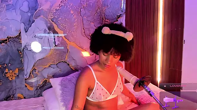 Lolalewis777 online show from October 20, 8:53 pm