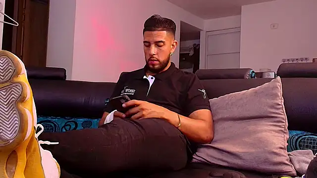 Snapshot of DaveSoldier chatting on November 30, 12:55 am DaveSoldier online show from November 30, 12:55 am