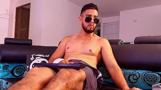 Snapshot of DaveSoldier chatting on November 30, 2:40 pm DaveSoldier online show from November 30, 2:40 pm