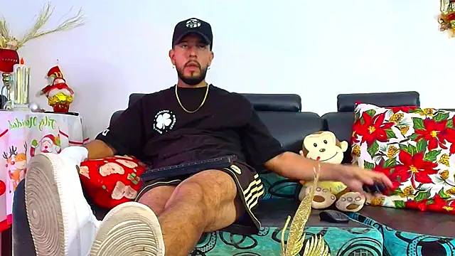 Snapshot of DaveSoldier chatting on December 15, 8:03 pm DaveSoldier online show from December 15, 8:03 pm