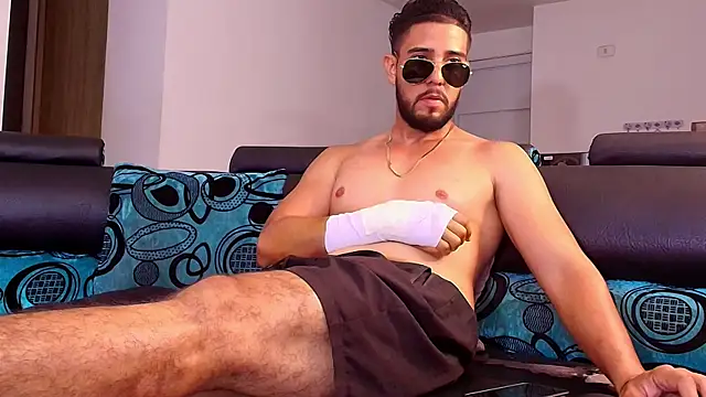 Snapshot of DaveSoldier chatting on November 27, 9:37 pm DaveSoldier online show from November 27, 9:37 pm