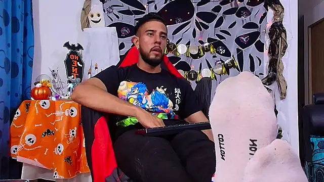 Snapshot of DaveSoldier chatting on November 2, 4:28 am DaveSoldier online show from November 2, 4:28 am