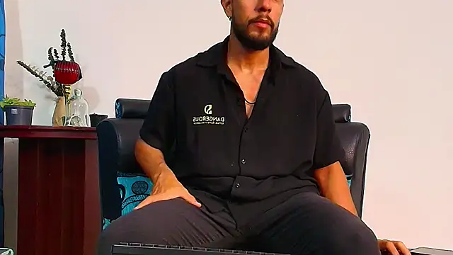 Snapshot of DaveSoldier chatting on October 22, 4:34 am DaveSoldier online show from October 22, 4:34 am