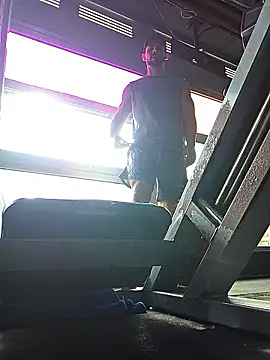 Snapshot of SoyTuMiembro chatting on January 11, 11:17 am SoyTuMiembro online show from January 11, 11:17 am