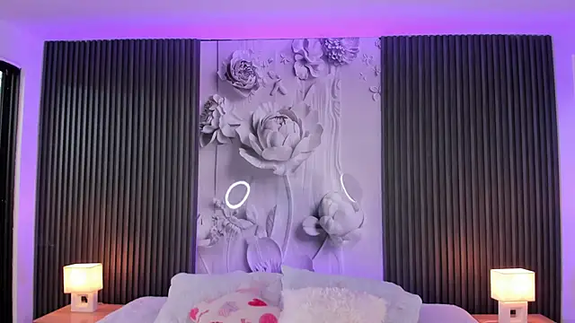 ShaniaDaniels online show from January 13, 8:13 pm