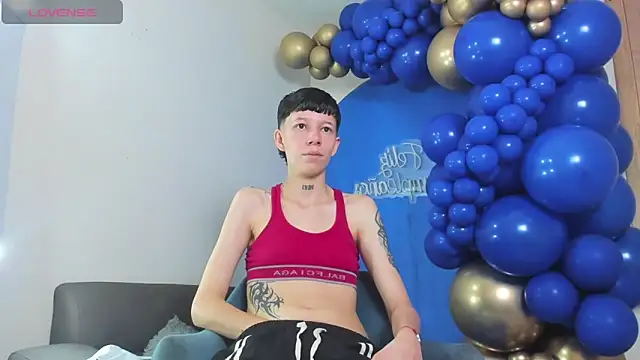 LiamBrown09 online show from June 4, 7:29 pm