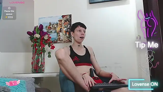 LiamBrown09 online show from September 11, 6:19 pm