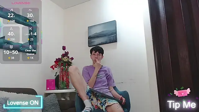 LiamBrown09 online show from February 6, 7:43 pm