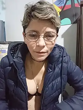 Lulypsicologasexual online show from June 1, 10:04 am