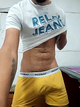 ColouredPapi online show from September 18, 1:25 pm