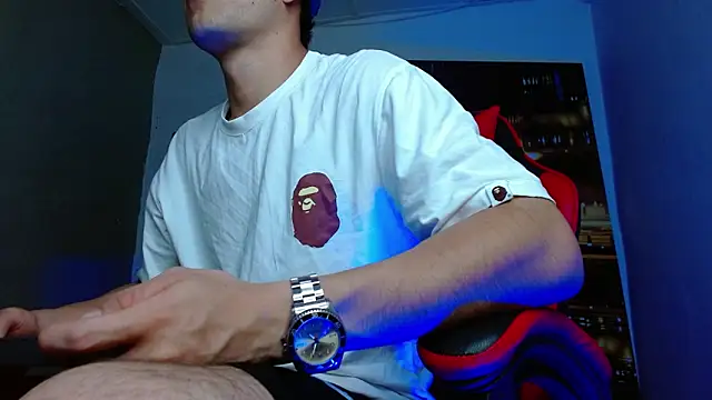 alexgiraldo   online show from April 9, 1:51 am