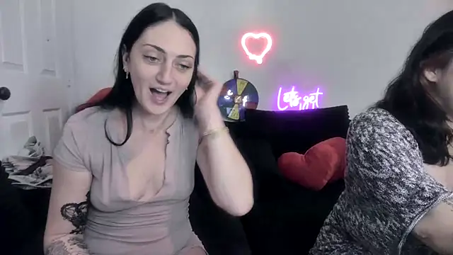 Snapshot of torithequeen chatting on February 27, 3:23 pm torithequeen online show from February 27, 3:23 pm