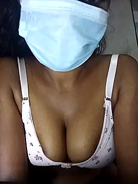 MickMicky online show from September 22, 7:03 am