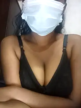 Snapshot of MickMicky chatting on January 10, 1:56 am MickMicky online show from January 10, 1:56 am