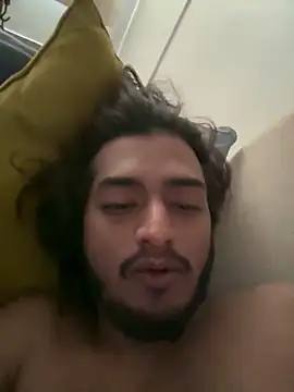 seenu2101 online show from March 24, 12:16 pm