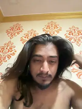 Snapshot of seenu2101 chatting on February 18, 11:01 pm seenu2101 online show from February 18, 11:01 pm