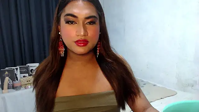 LastyLuna online show from December 3, 3:18 am