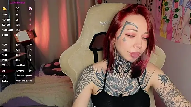 bunnykellyyy online show from June 3, 6:25 am