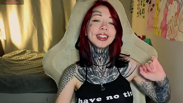 bunnykellyyy online show from May 21, 7:06 am