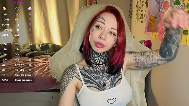 bunnykellyyy online show from May 26, 6:11 am