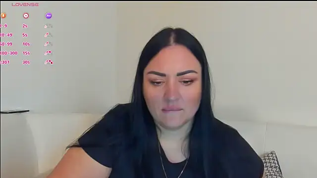 Snapshot of AliTemptress chatting on October 7, 3:24 pm AliTemptress online show from October 7, 3:24 pm