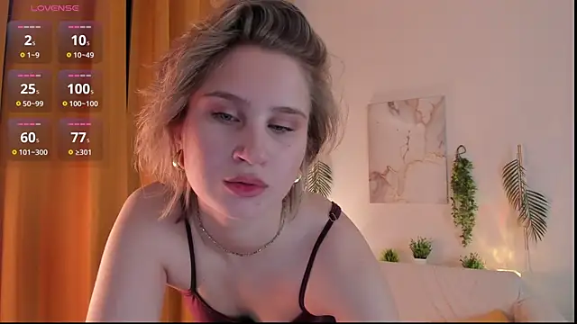 odelynbrower online show from November 24, 12:32 am