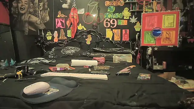 Splash Queen420 online show from May 25, 4:56 am