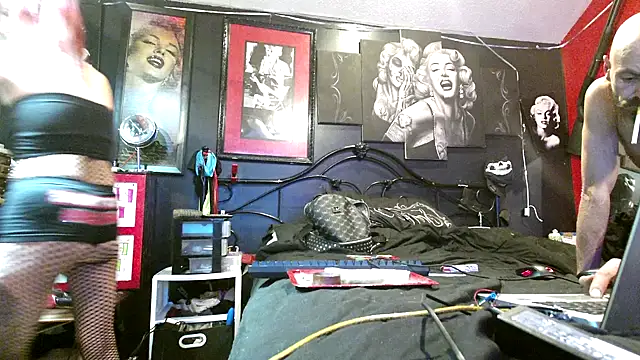 Splash Queen420 online show from December 16, 5:44 am