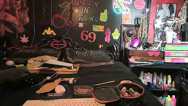 Splash Queen420 online show from March 1, 3:17 am