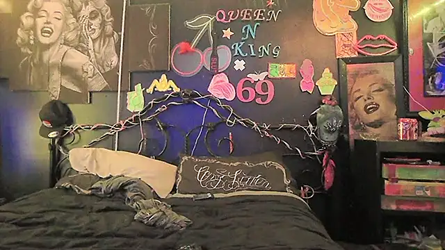 Splash Queen420 online show from March 10, 1:37 pm