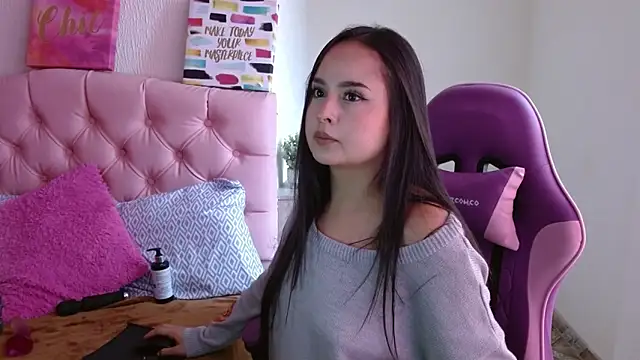 Emma-Flowers online show from September 29, 7:30 pm