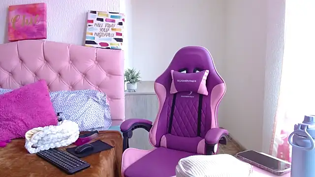 Emma-Flowers online show from September 27, 6:58 pm