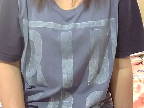 Snapshot of rekha_1508 chatting on December 18, 5:34 am rekha 1508 online show from December 18, 5:34 am