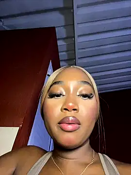 alisonn moon online show from November 27, 3:29 am