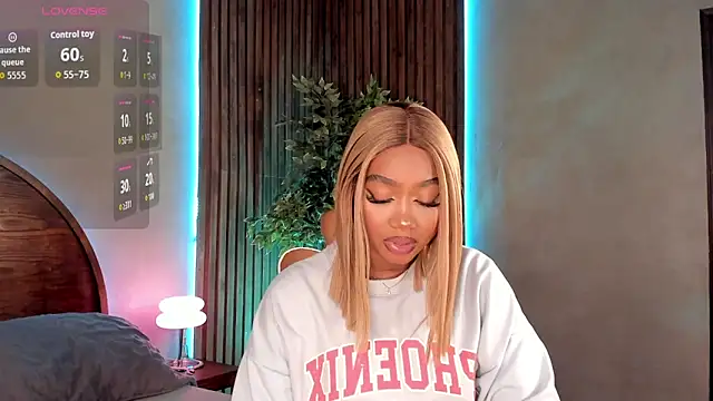 alisonn moon online show from November 3, 10:46 pm